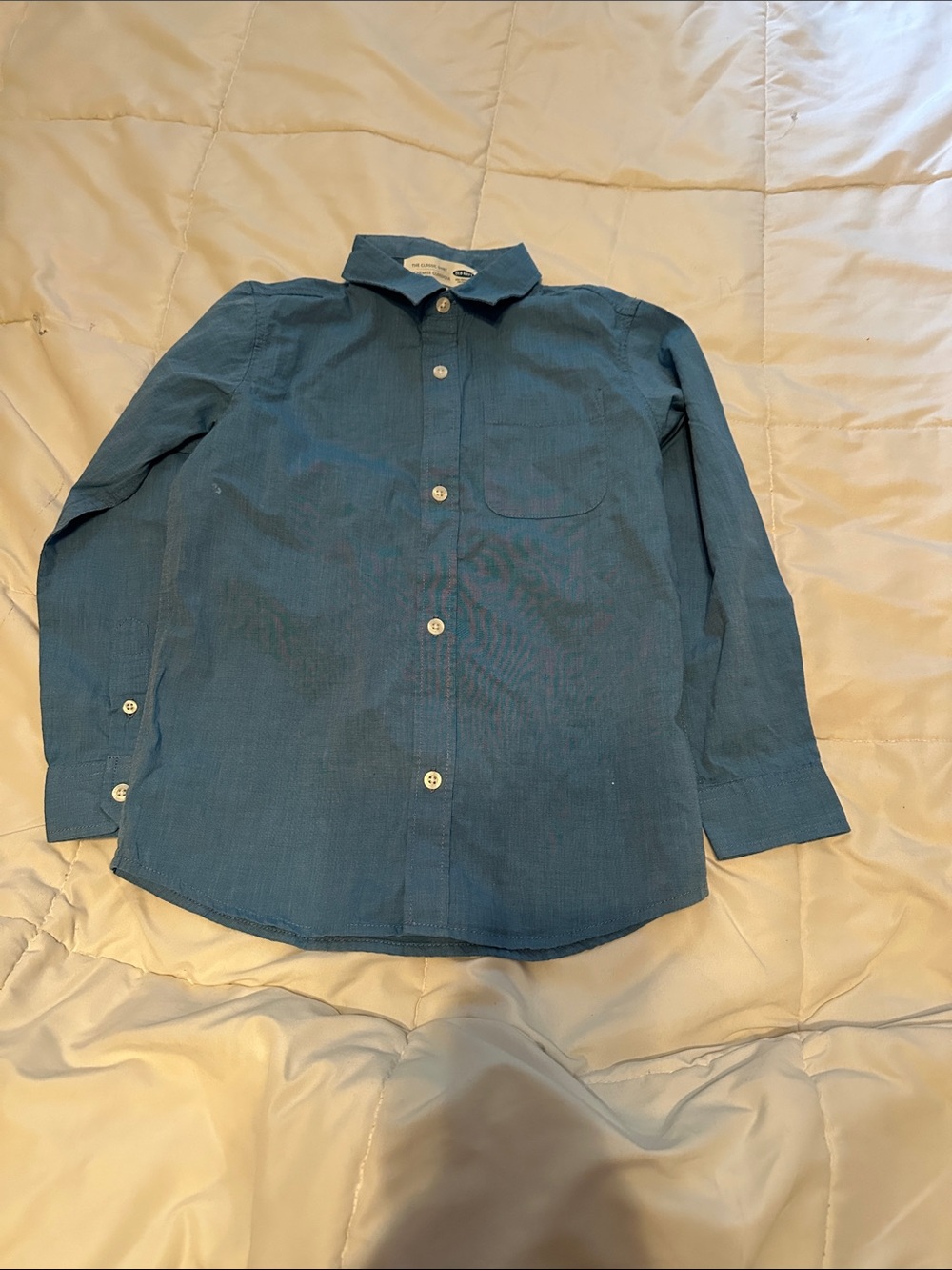 NWOT🔥Old Navy kids 6-7 (s) long sleeve old navy button down shirt